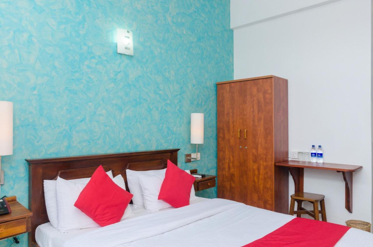 Zendara Hotel Negombo Exterior photo