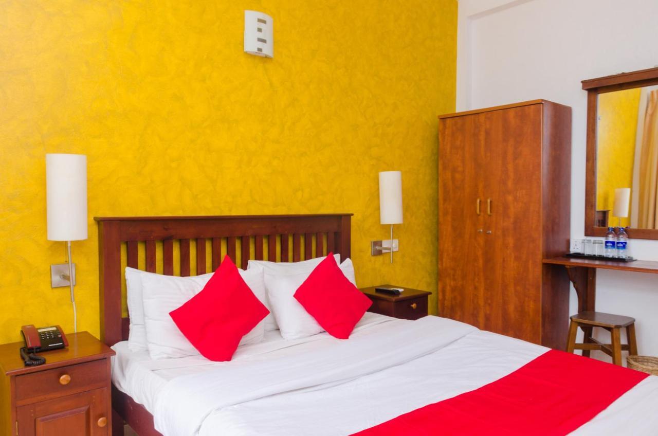 Zendara Hotel Negombo Exterior photo